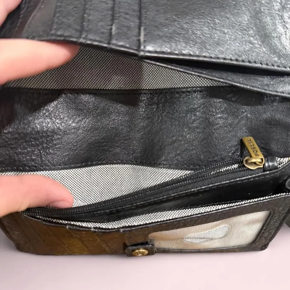 Fossil Women's Black Wallet-purses